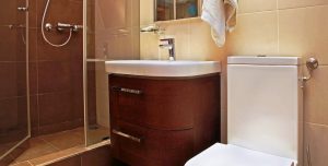 Remodelling a small bathroom to save energy and resources.
