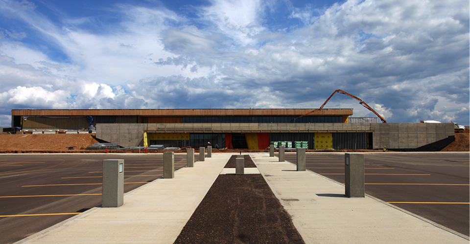 Fort McMurray airport expansion – McFarlane Biggar Architects + Designers