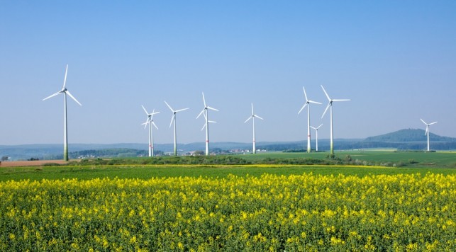 Windmills in rural Germany. © elxeneize \ Fotolia.com