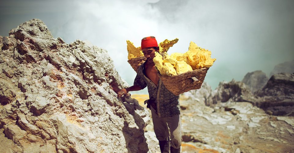 Ijen Sulphur Mining. Kevin McElvaney.